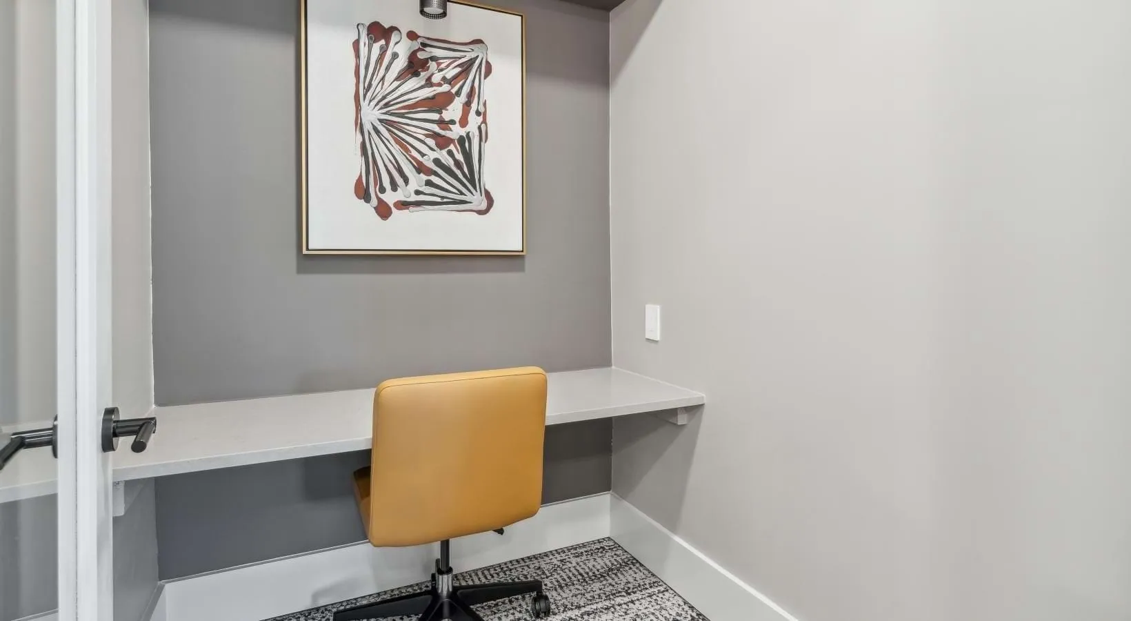 Micro-office workspace