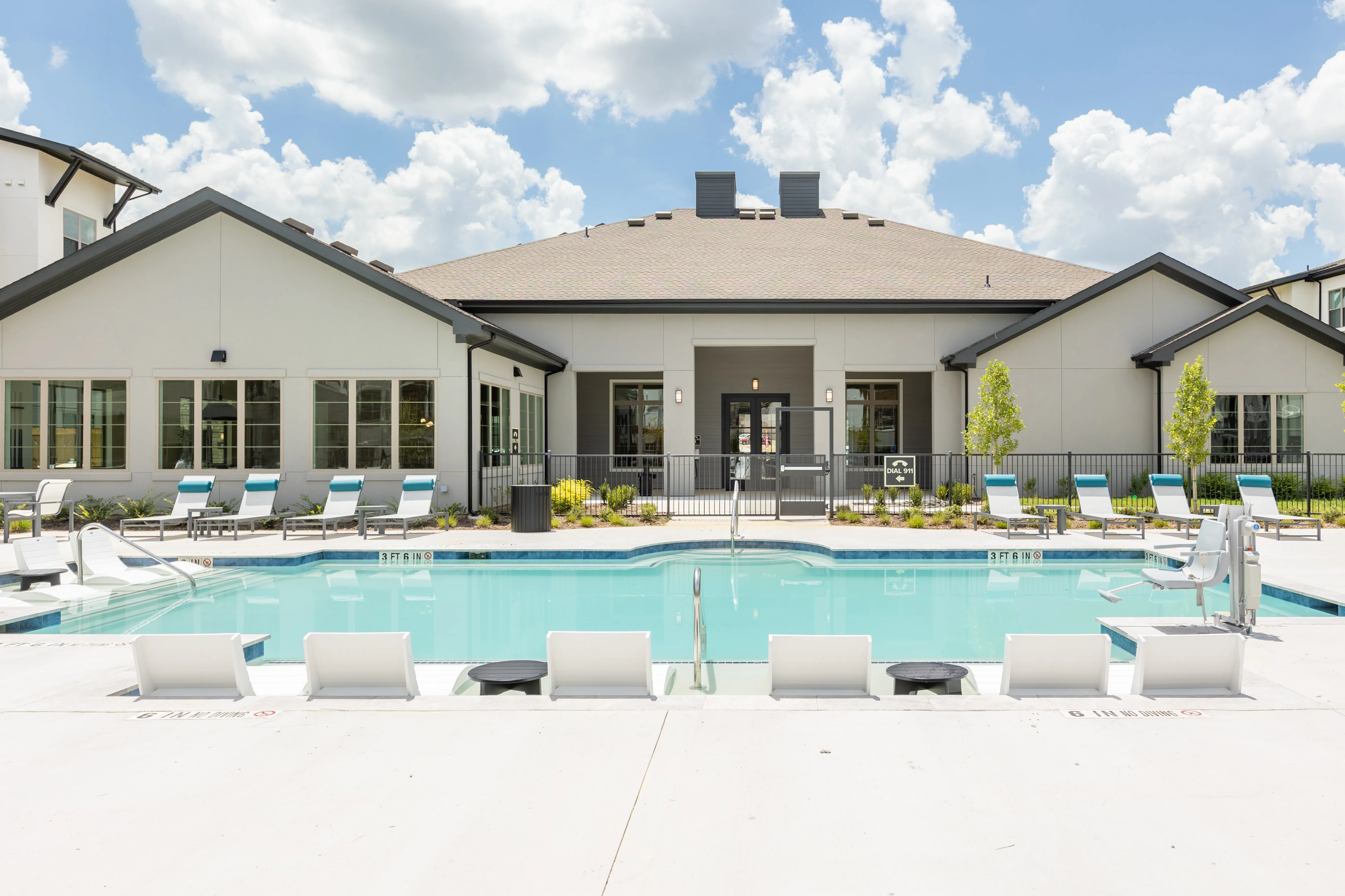Swimming pool