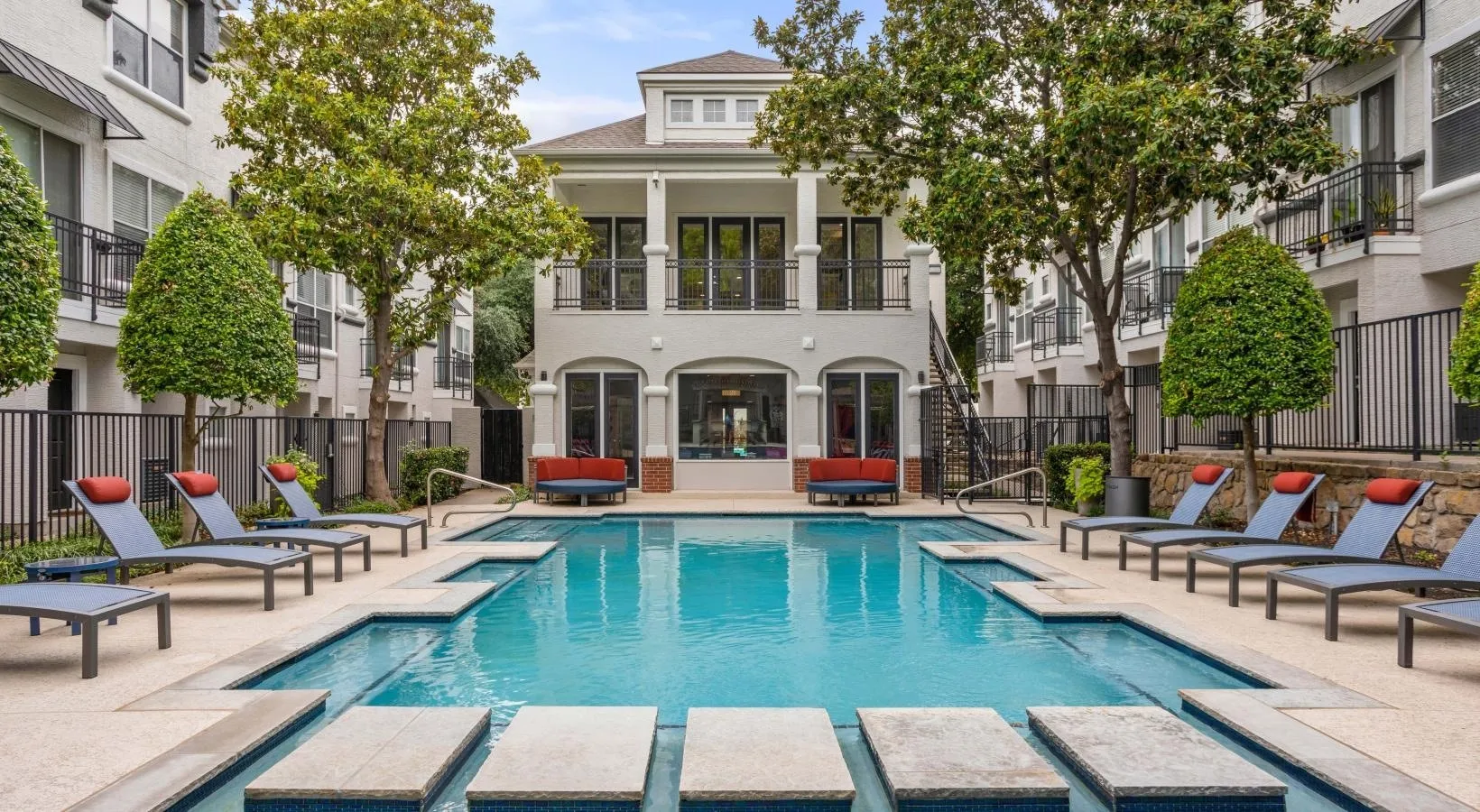 Resort-style pool courtyard