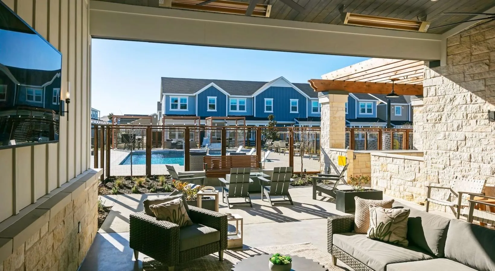 Covered patio overlooking the pool