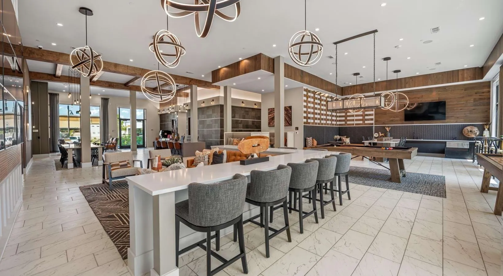 Entertainment kitchen and island seating