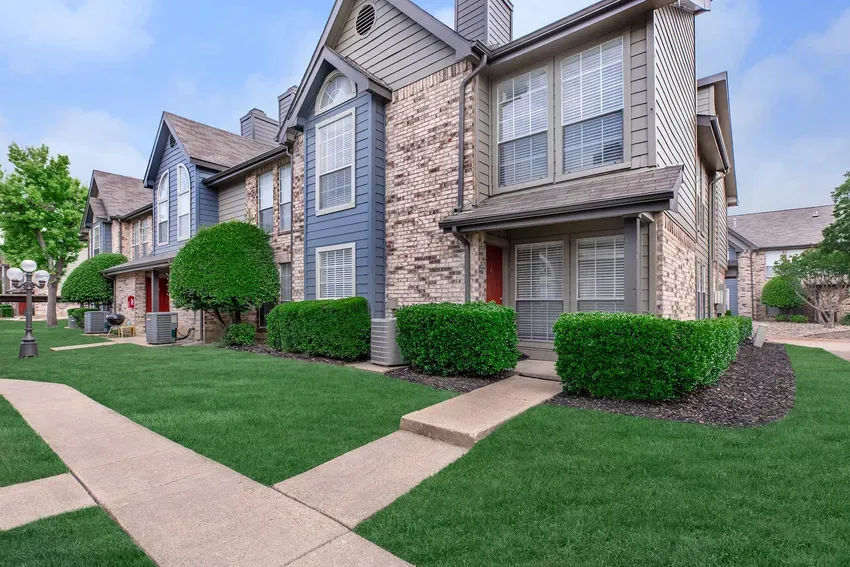 Plano Park Townhomes