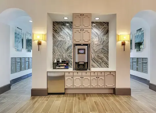 The Huntington Apartments