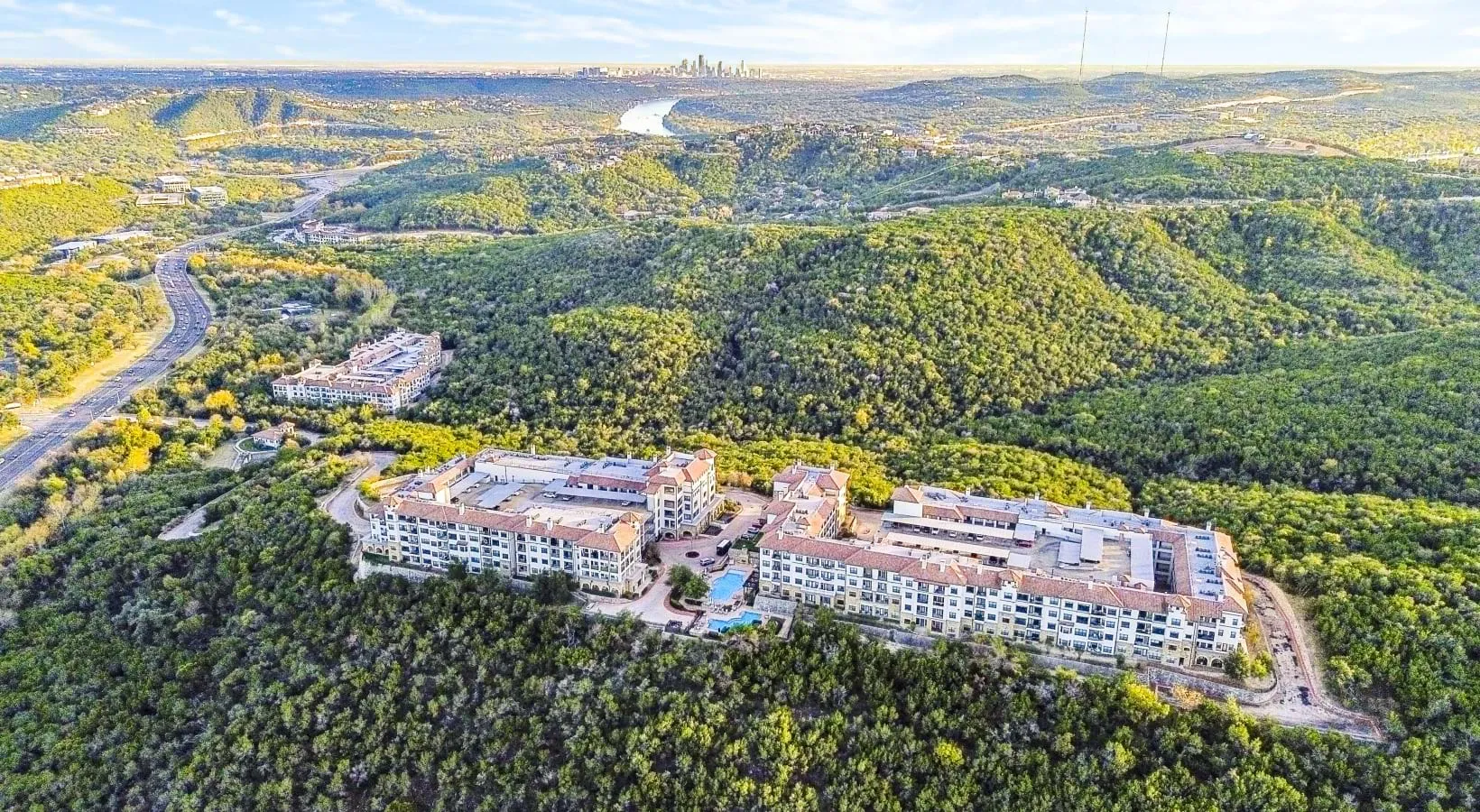 Lavella Apartments