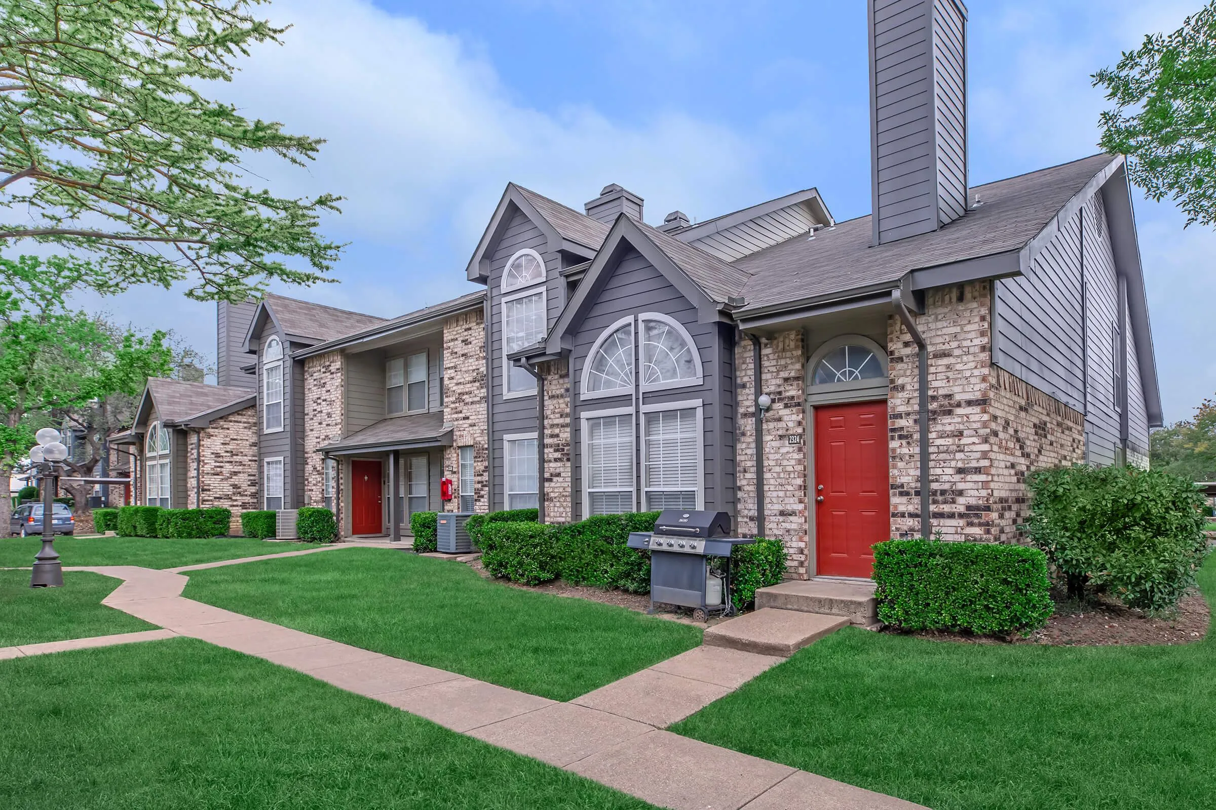 Plano Park Townhomes