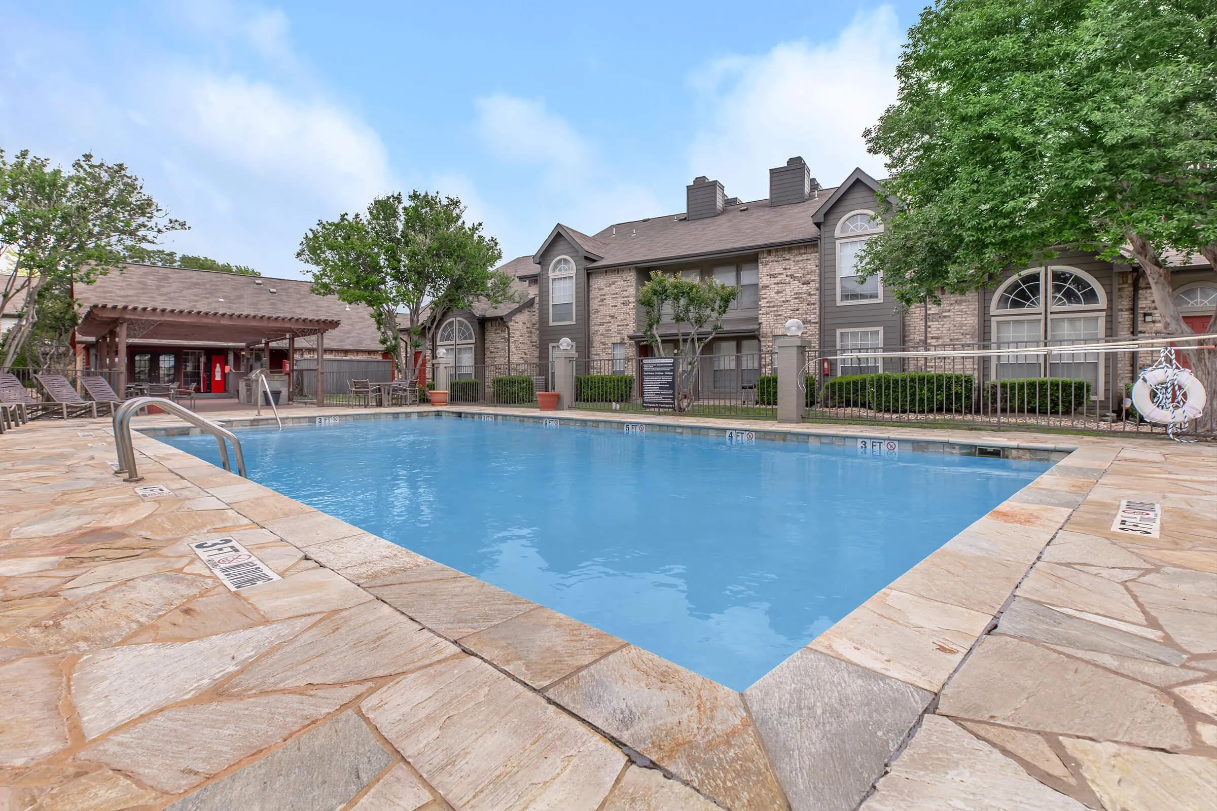 Plano Park Townhomes