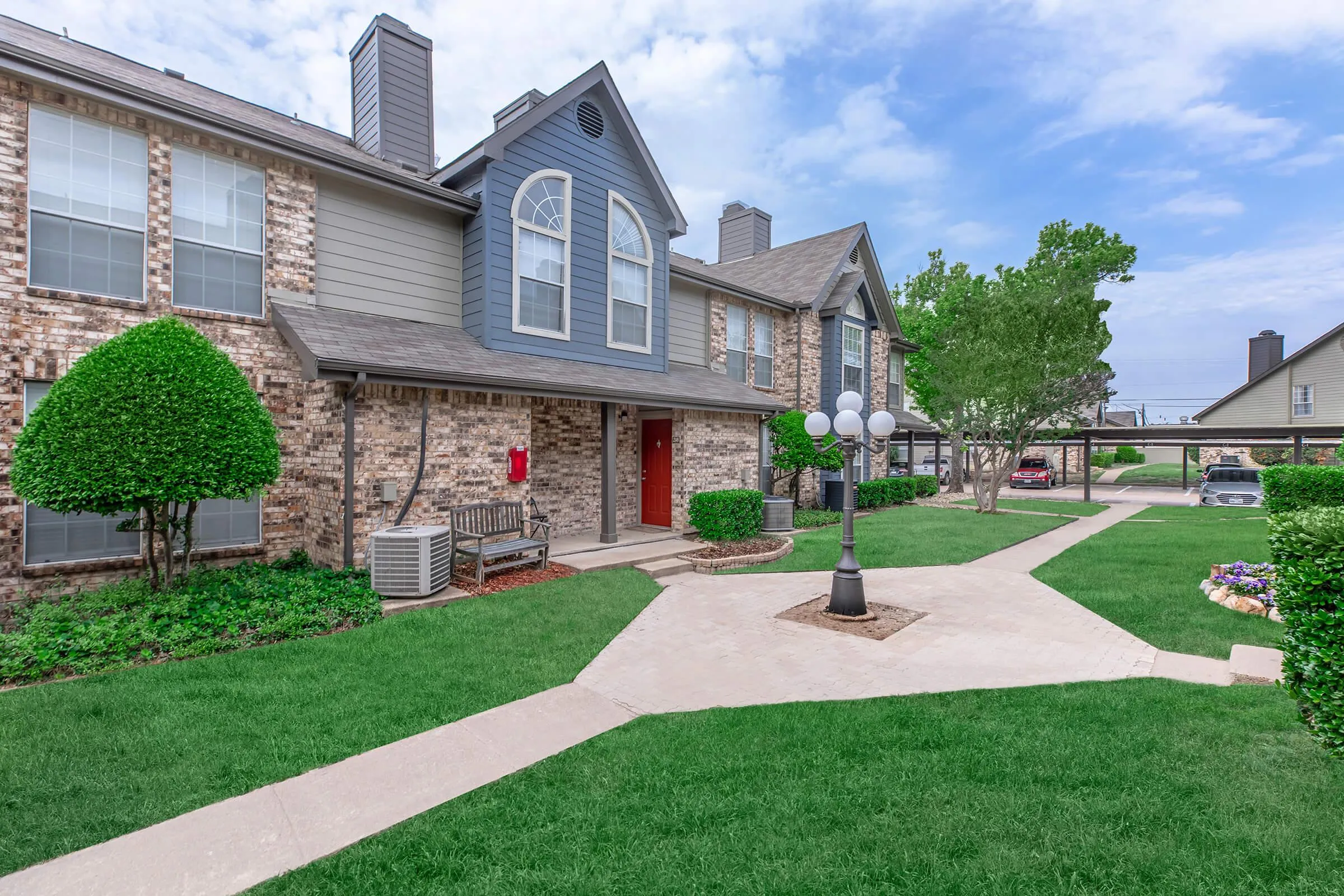 Plano Park Townhomes