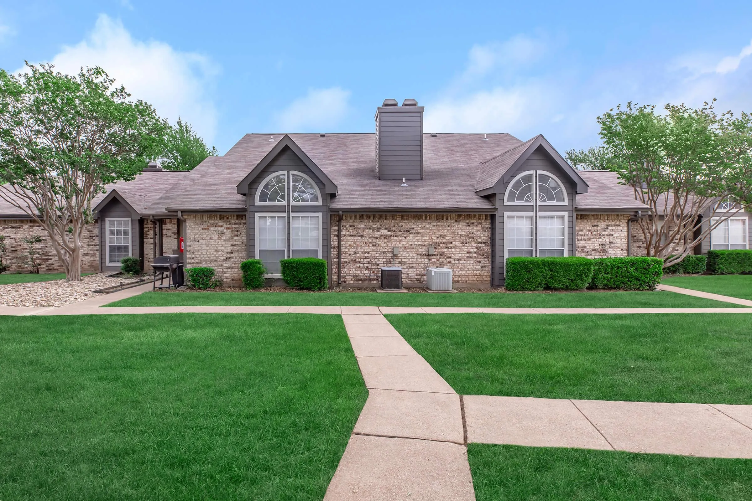 Plano Park Townhomes