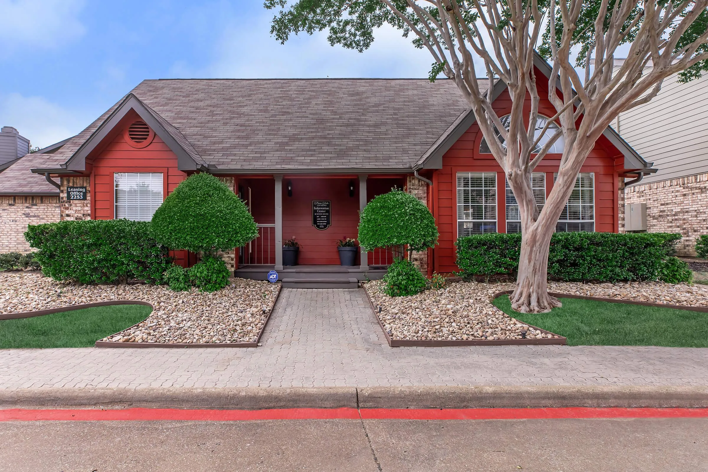 Plano Park Townhomes