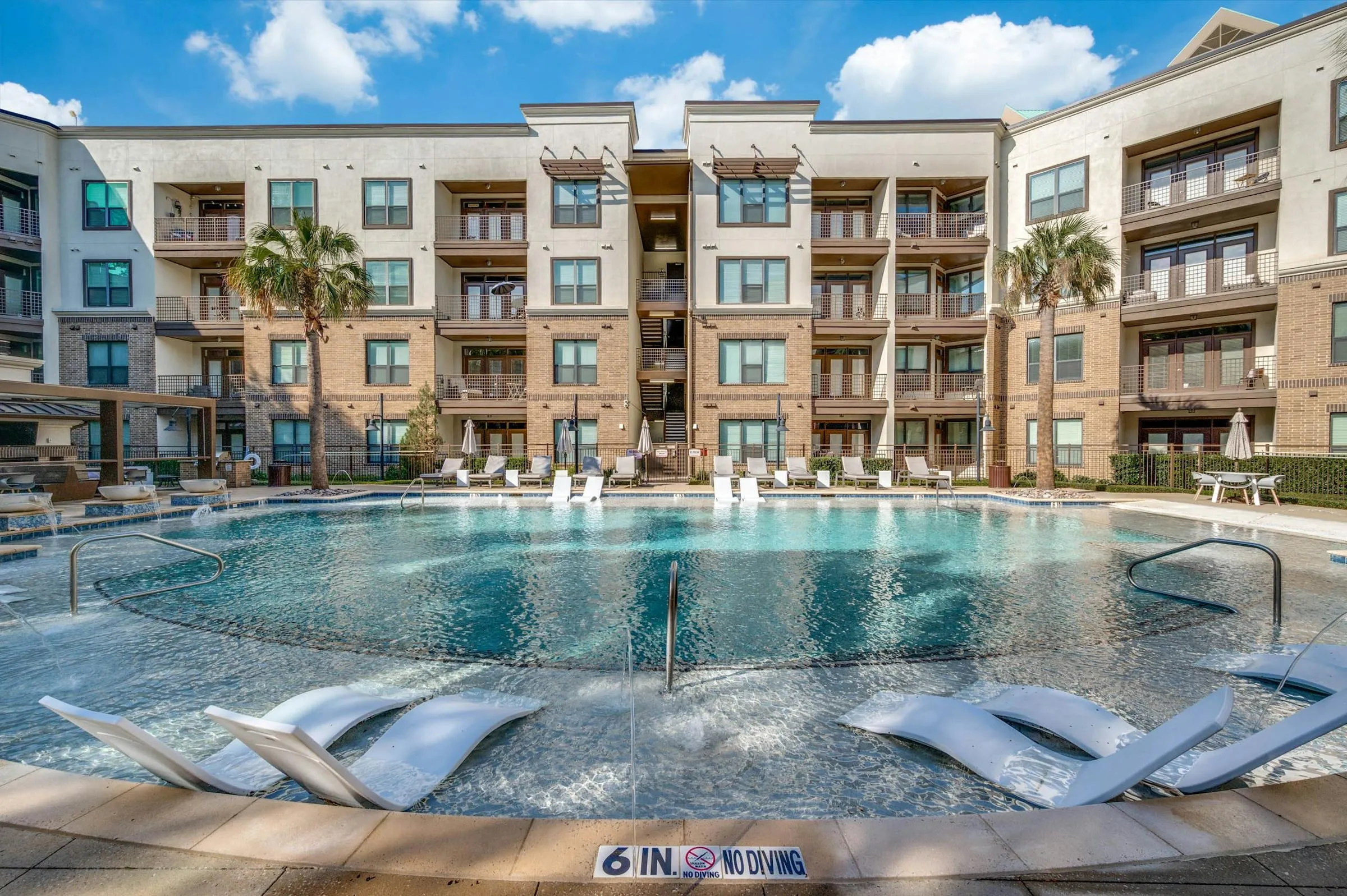 Pool 6 at AMLI at the Ballpark