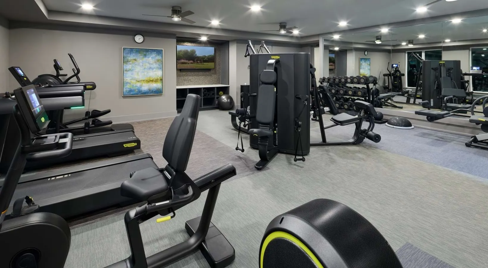 Avenida Carrollton - Gym