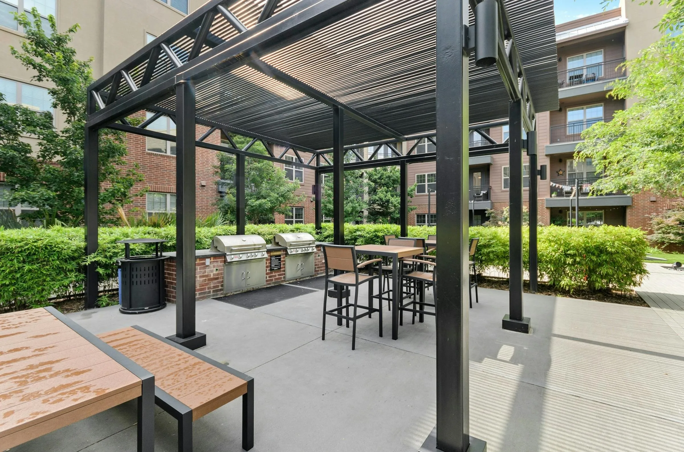 Grill Station at AMLI Grapevine