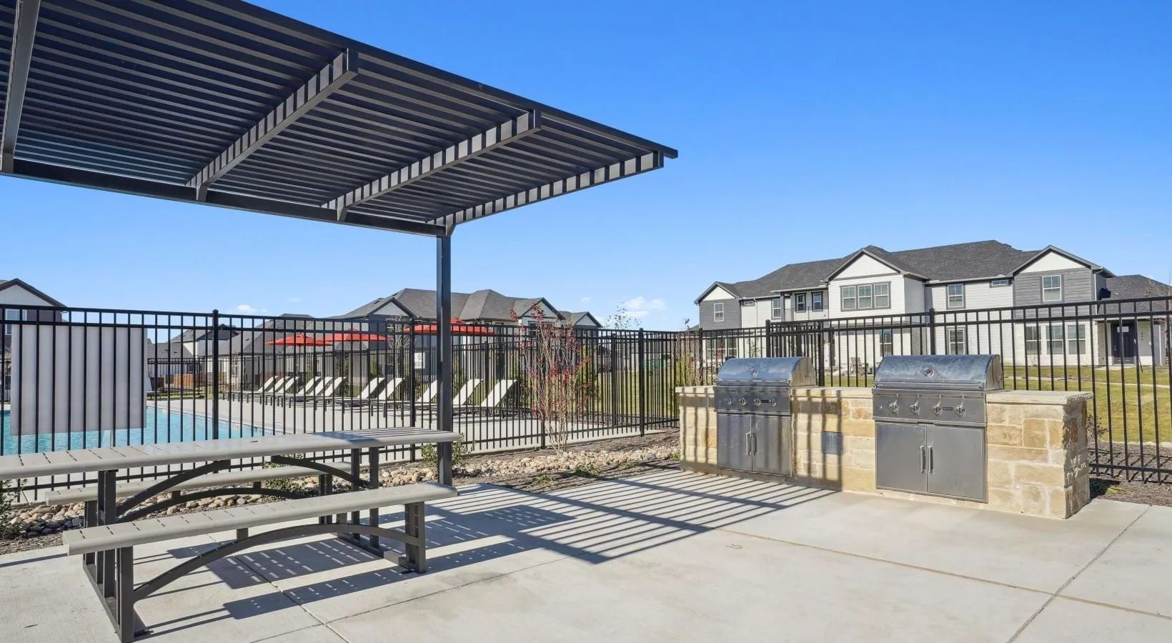 Canvas at Anna - Gourmet grilling stations and patio