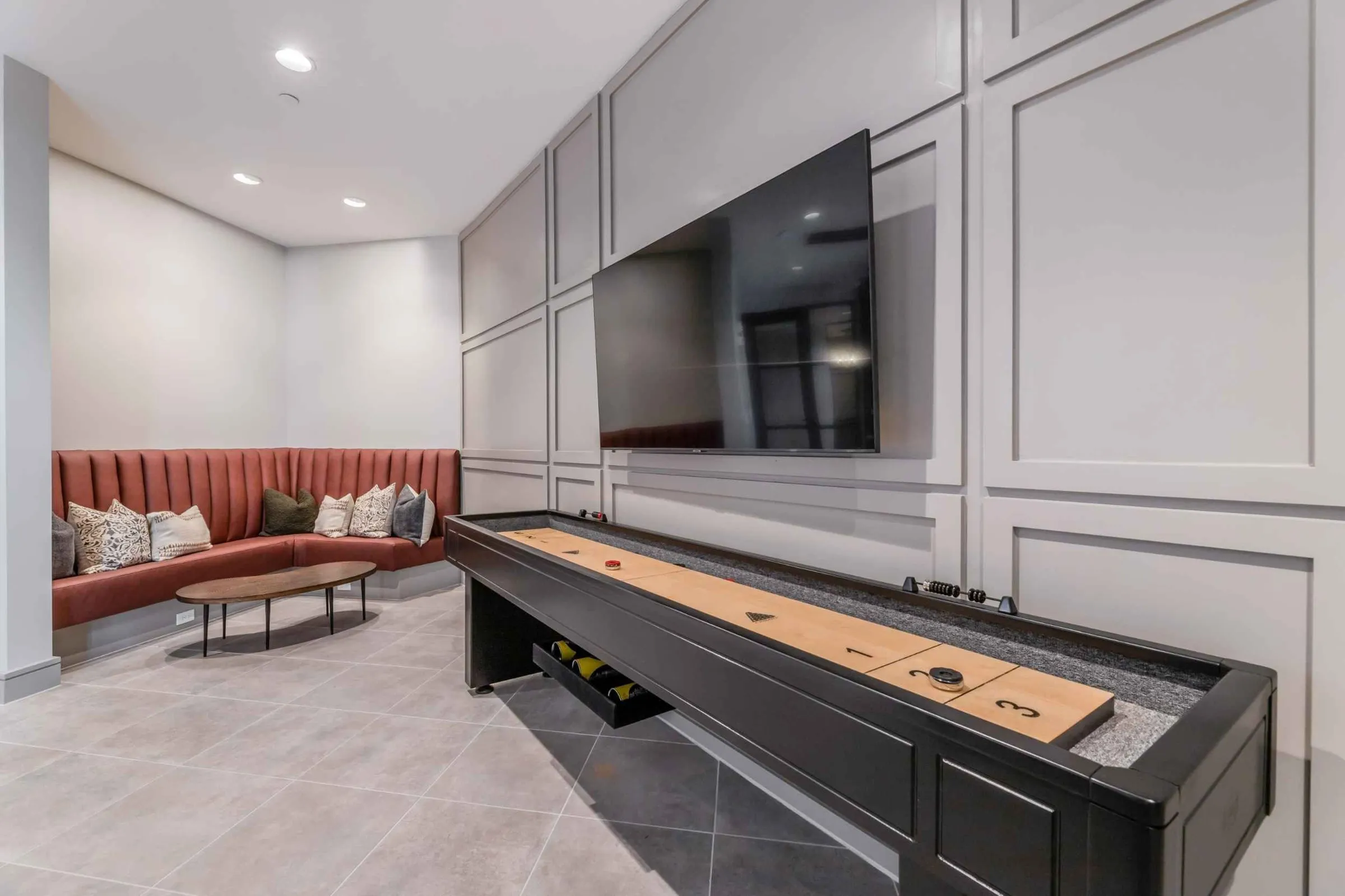 Atlas Crown - Clubhouse gaming area and booth lounge