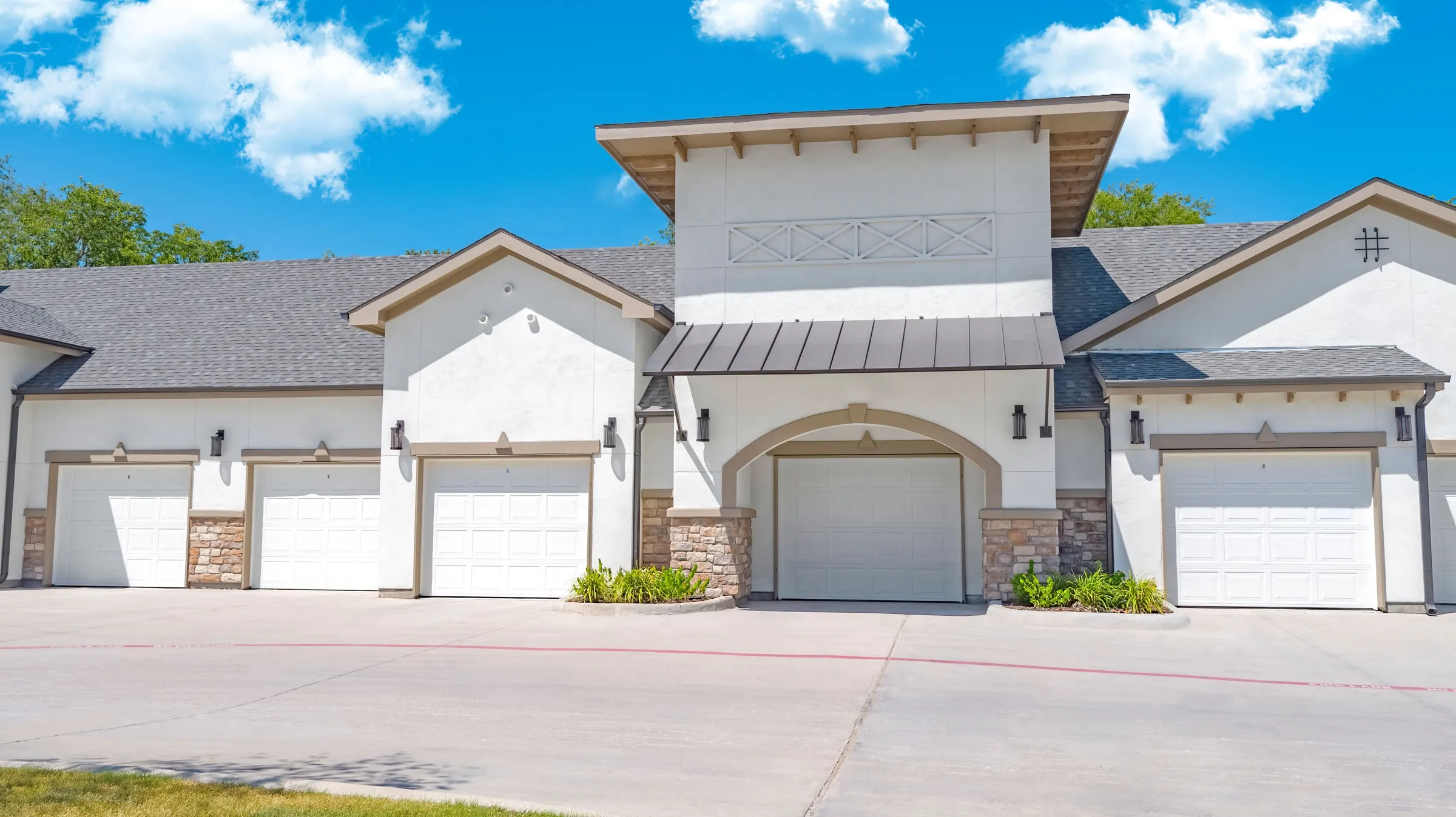 Attached & Detached Garages at Alta Denton Station