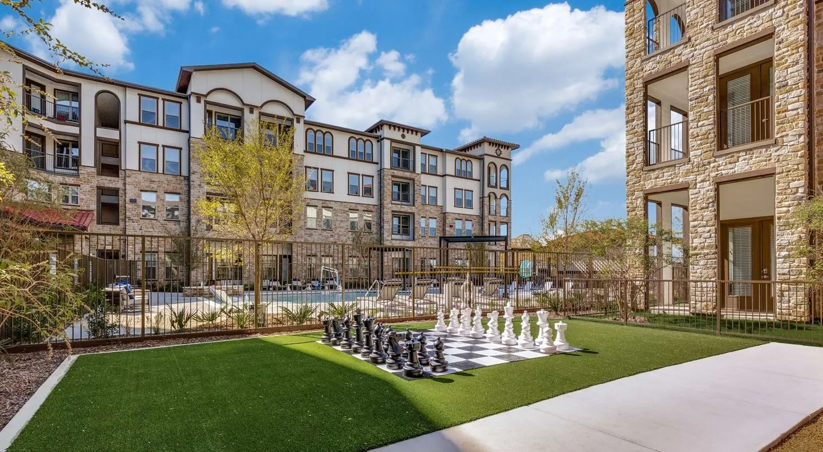 Activity field at Aven at the Cove