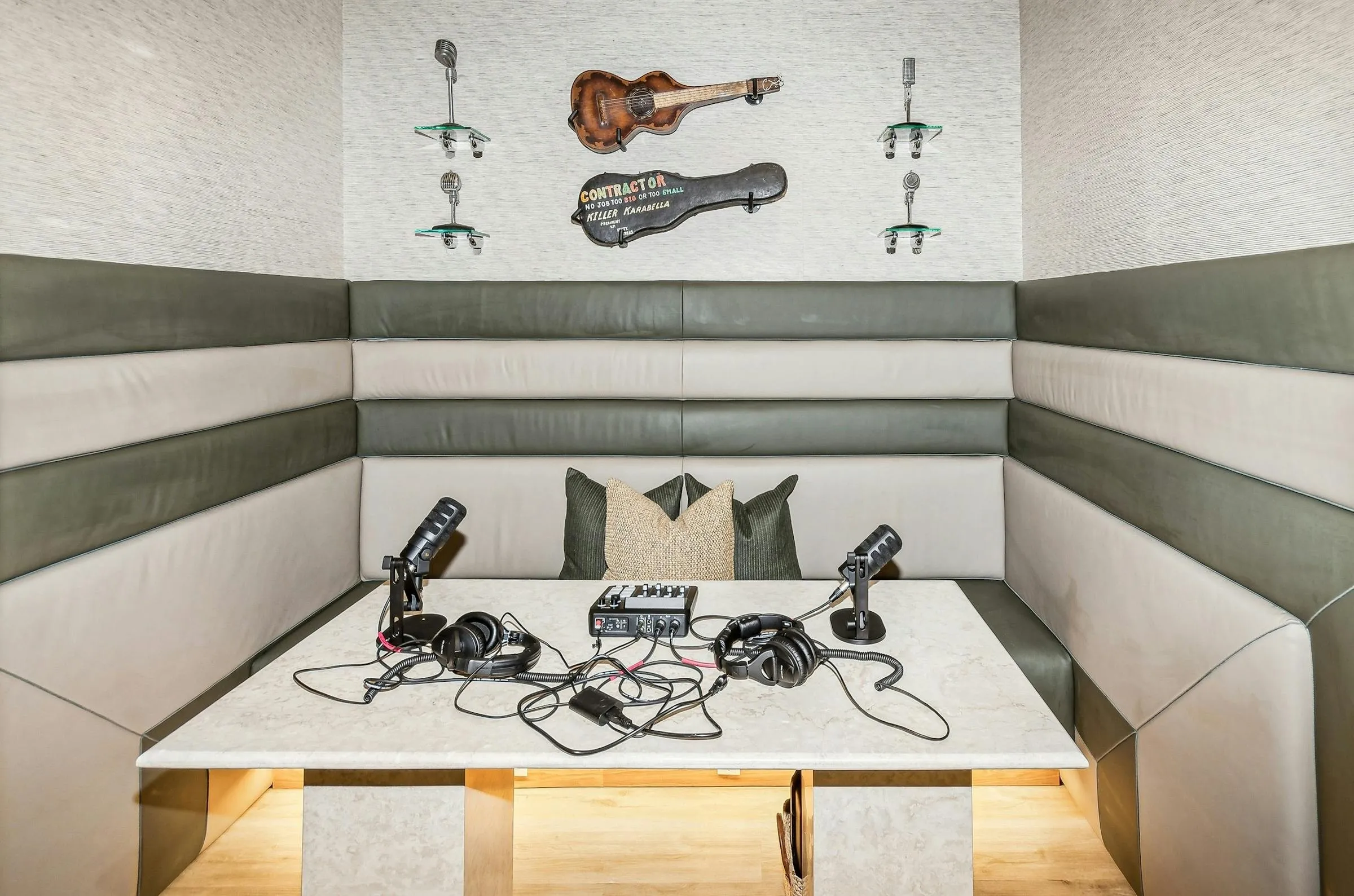 Musicroom at AMLI at the Ballpark