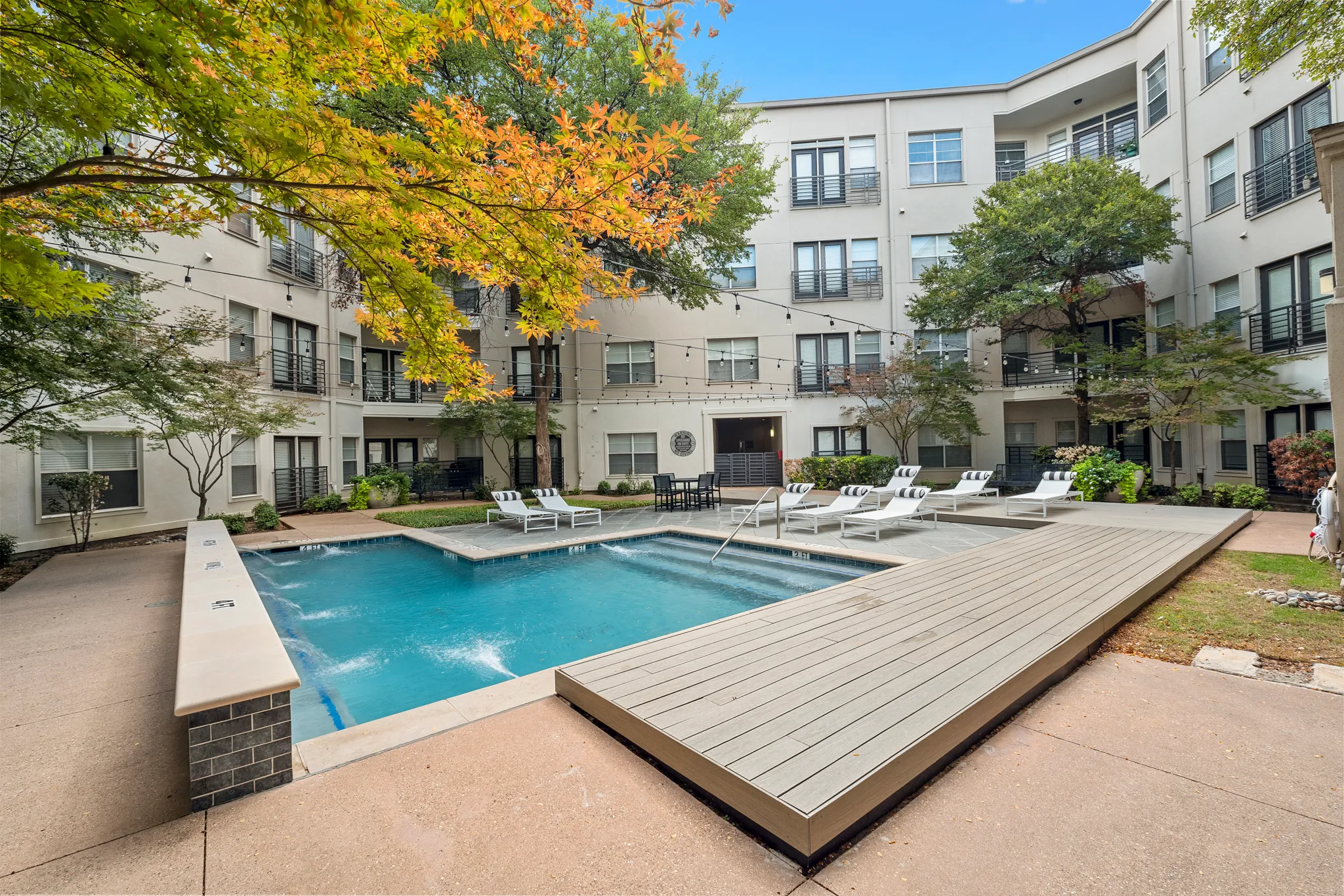 5 Mockingbird - Second resort-style pool and sun deck