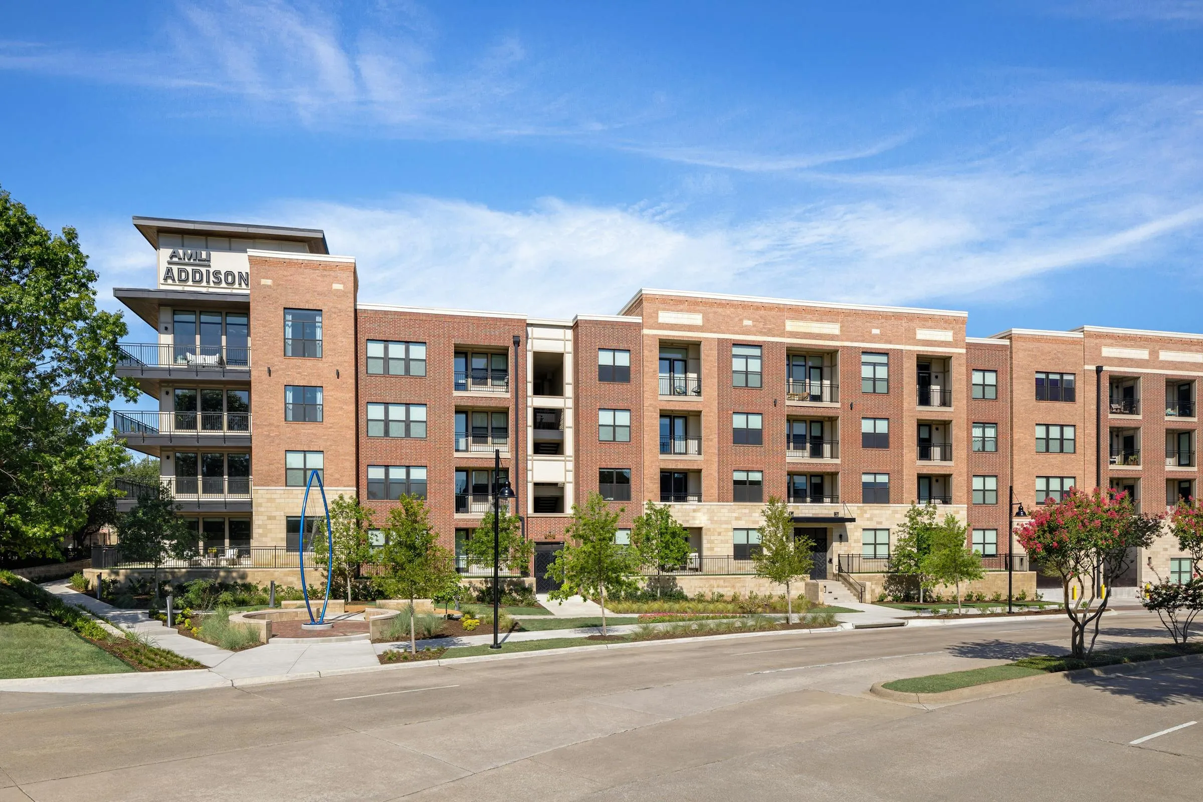 Building 03 at AMLI Addison