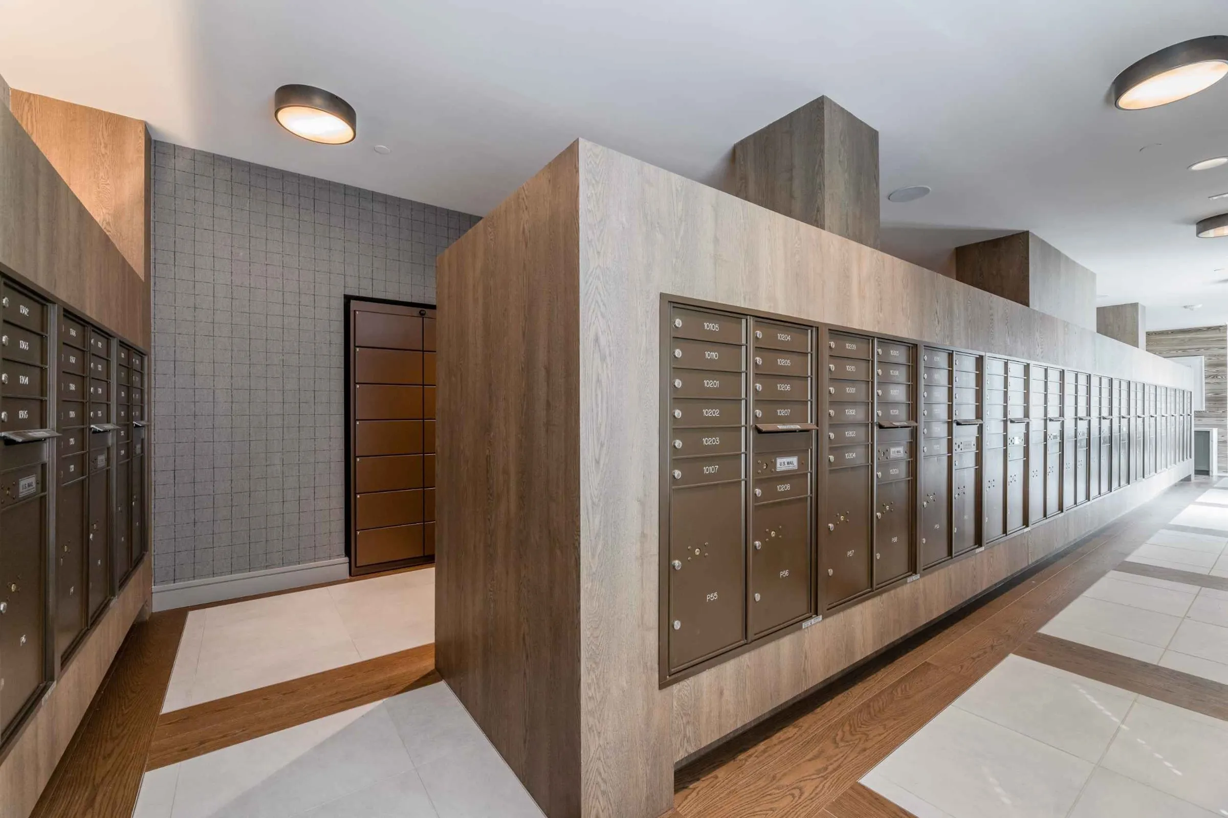 Atlas Crown - Mailroom and package lockers