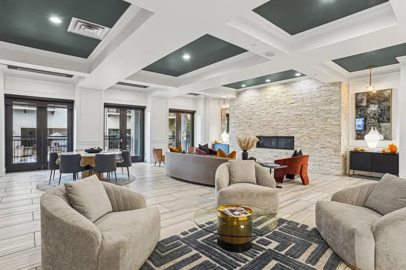 Cantabria at Turtle Creek - Resident lounge with fireplace and lounge seating