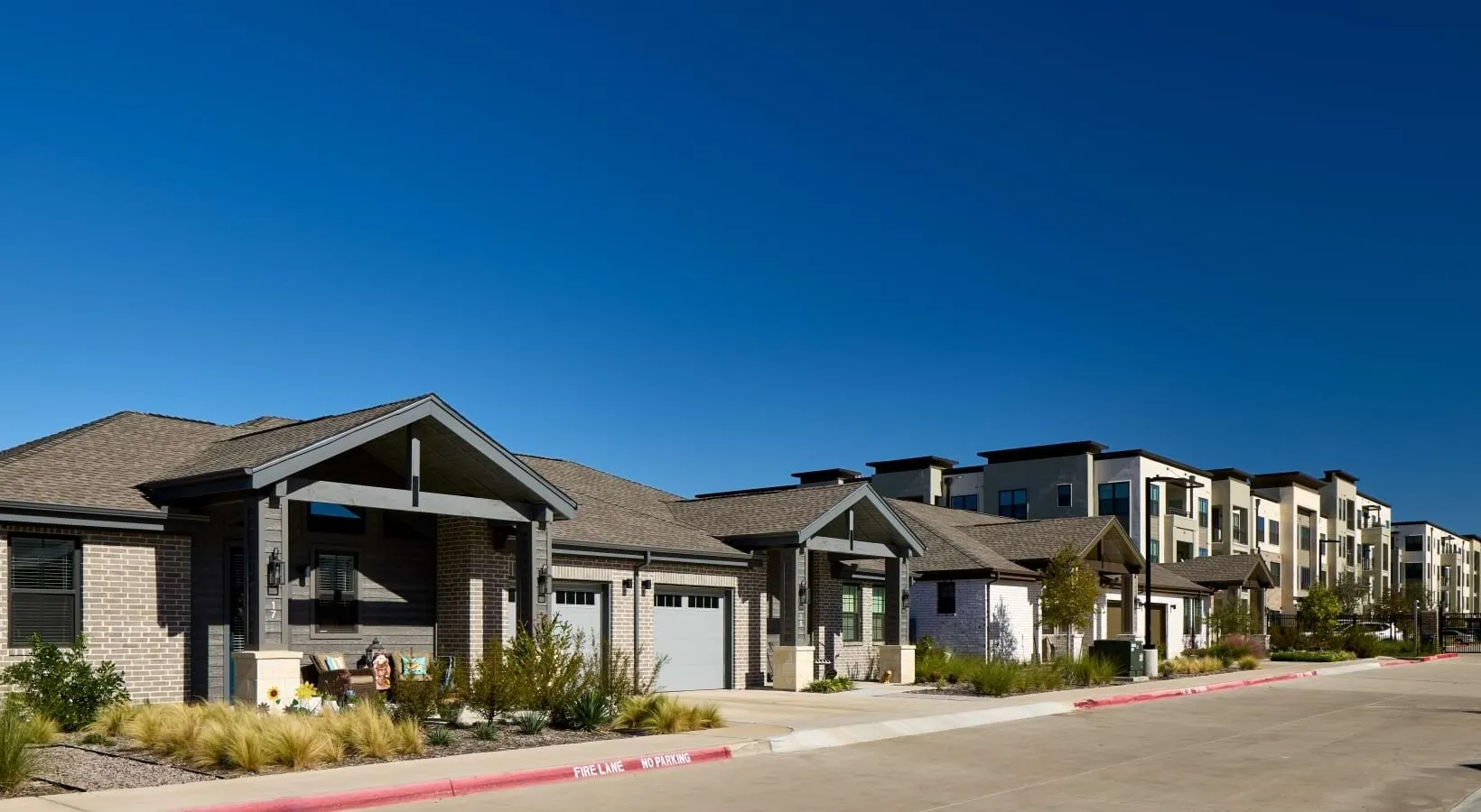 Avenida Carrollton - Main View